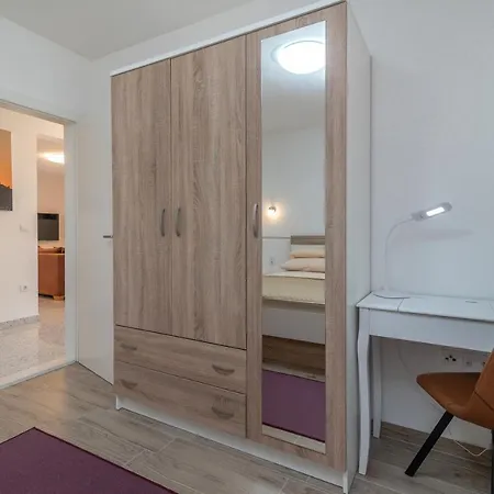 Gagula With Jacuzzi * Traù