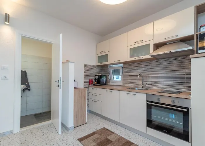 Appartement Gagula With Jacuzzi Trogir