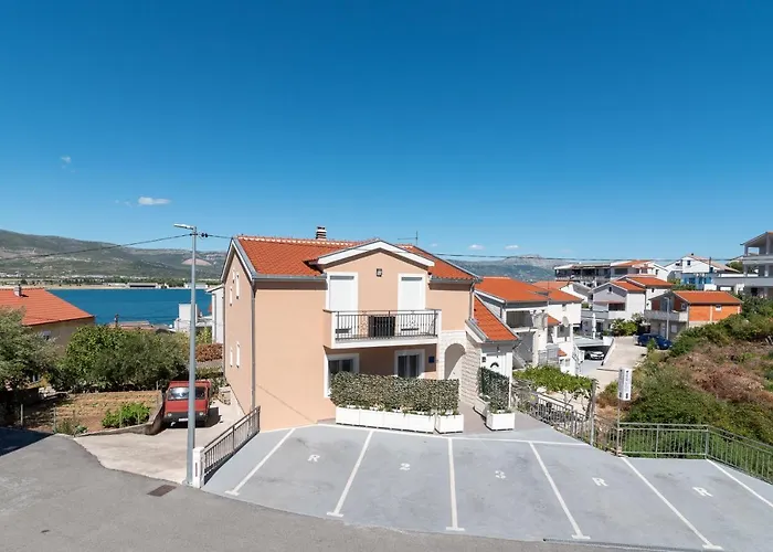 Gagula With Jacuzzi Appartement