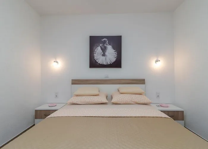 Appartement Gagula With Jacuzzi Trogir