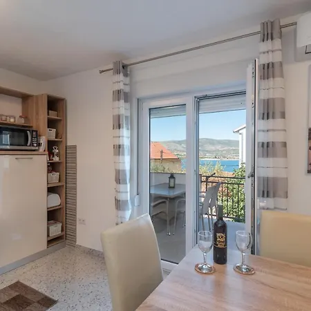 Apartment Gagula With Jacuzzi *