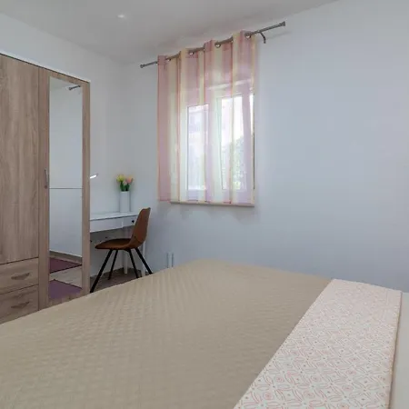 Apartment Gagula With Jacuzzi *
