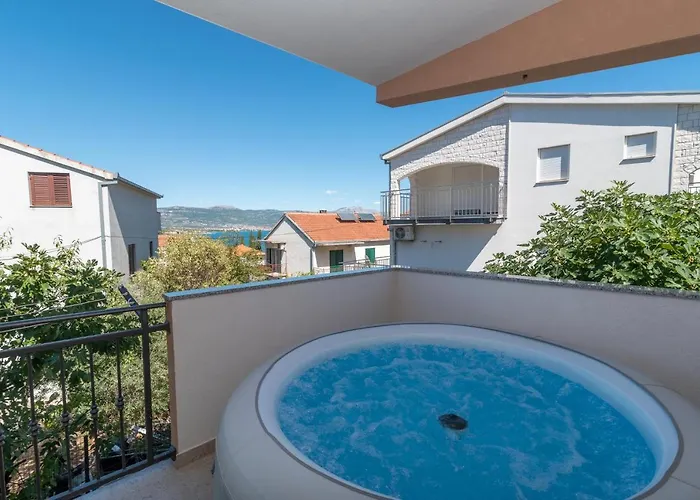 Gagula With Jacuzzi Διαμέρισμα *