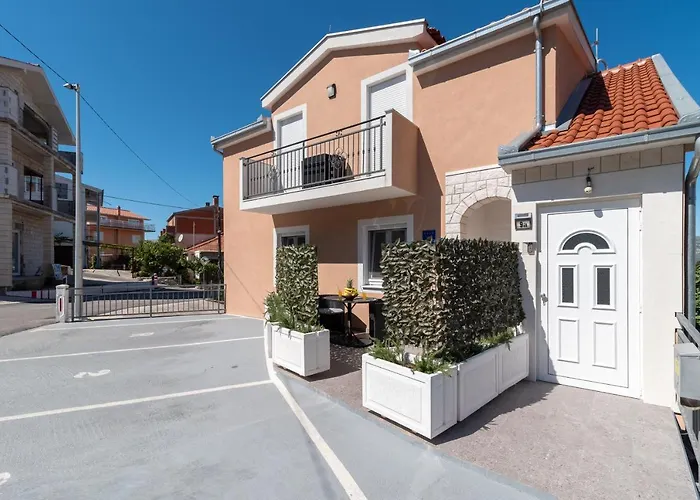Gagula With Jacuzzi Διαμέρισμα *